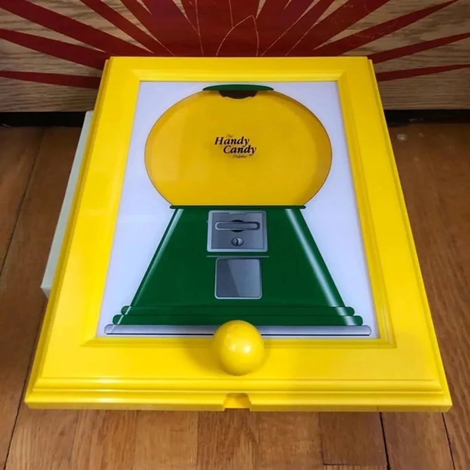 Handy Candy Frame, Candy Picture Frame Dispenser，Hanging Candy Frame, Gumball Machine in a Frame, Fast Distribution Candies, Nuts, Dog & Cat Treats, Suitable for Birthday & Holiday Gifts (Yellow)